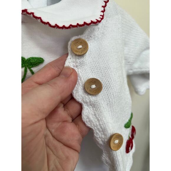Little English sweater and gown set, size 0-3 months - Picture 5 of 7